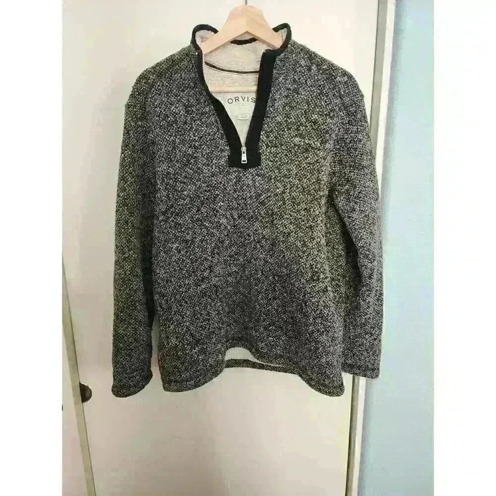 Orvis Men's Sherpa 1/4 Xip Sweater. Size Small. Grey in‎ color. Perfect for cold